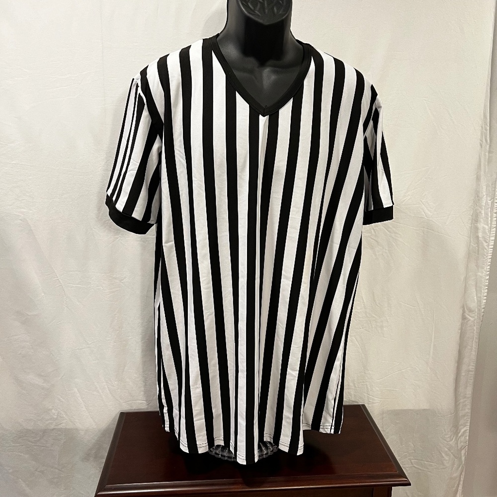 Samuel Adams Referee Type V-Neck Shirt. Size Large